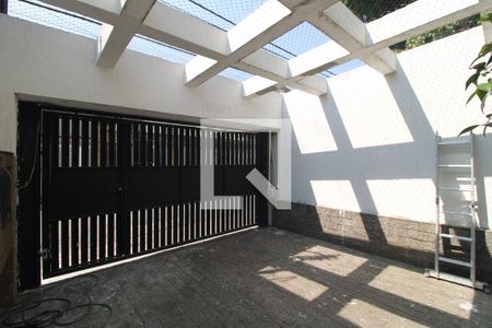 Casa à venda com 180m², 3 quartos e 2 vagasGaragem