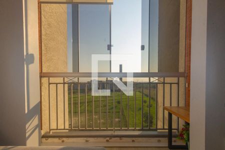 sacada da sala de apartamento para alugar com 2 quartos, 48m² em Igara, Canoas