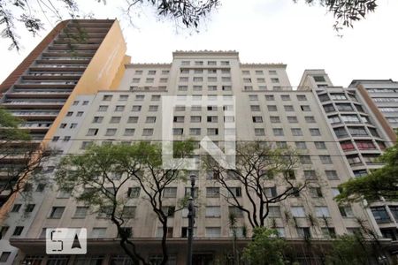 Studio para alugar com 36m², 1 quarto e sem vaga Studio para alugar com 36m², 1 quarto e sem vagaFachada