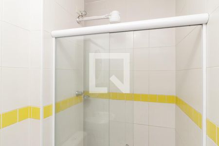 Banheiro de kitnet/studio para alugar com 1 quarto, 36m² em Santa Ifigênia, São Paulo