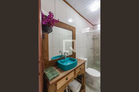 Banheiro de kitnet/studio para alugar com 1 quarto, 30m² em Areias, São José