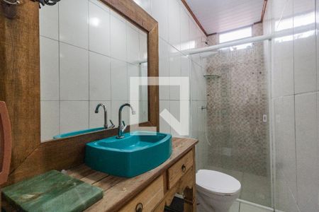 Banheiro de kitnet/studio para alugar com 1 quarto, 30m² em Areias, São José