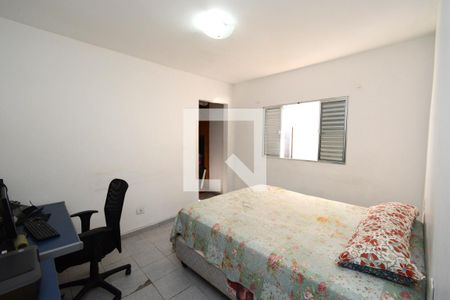 Casa à venda com 300m², 5 quartos e 2 vagasSuíte