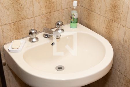 Casa para alugar com 90m², 3 quartos e 4 vagasBanheiro Social