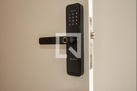 Studio à venda com 24m², 1 quarto e sem vagaFechadura eletrônica