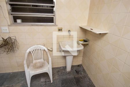 Casa de condomínio à venda com 100m², 3 quartos e 1 vaga Casa de condomínio à venda com 100m², 3 quartos e 1 vagaÁrea de Serviço 2