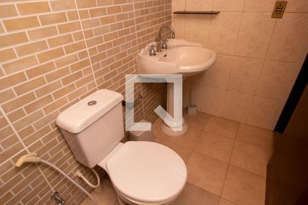 Casa de condomínio à venda com 100m², 3 quartos e 1 vaga Casa de condomínio à venda com 100m², 3 quartos e 1 vagaBanheiro