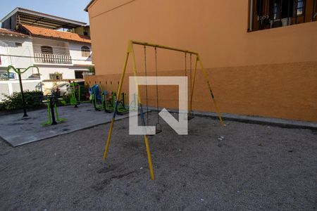 Casa de condomínio à venda com 100m², 3 quartos e 1 vaga Casa de condomínio à venda com 100m², 3 quartos e 1 vagaÁrea comum