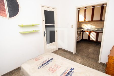 Casa de condomínio à venda com 100m², 3 quartos e 1 vaga Casa de condomínio à venda com 100m², 3 quartos e 1 vagaQuarto de Serviço