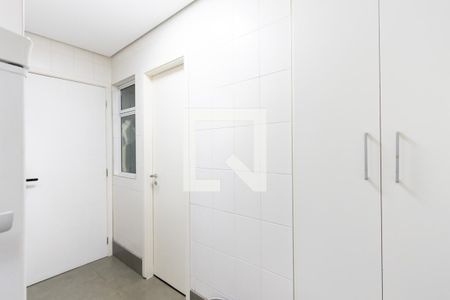 Apartamento para alugar com 240m², 3 quartos e 4 vagas Apartamento para alugar com 240m², 3 quartos e 4 vagasÁrea de Serviço
