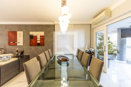 Sala de apartamento para alugar com 3 quartos, 240m² em Perdizes, São Paulo