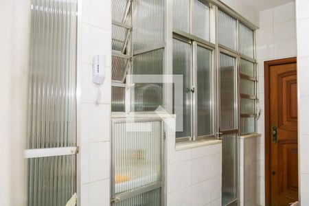 Apartamento para alugar com 70m², 2 quartos e 1 vagaÁrea de Serviço