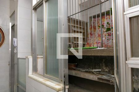 Apartamento para alugar com 70m², 2 quartos e 1 vagaÁrea de Serviço