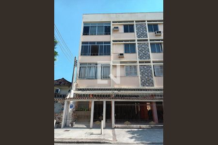 Apartamento para alugar com 70m², 2 quartos e 1 vagaFachada