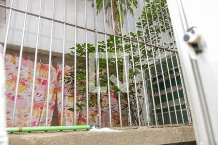 Apartamento para alugar com 70m², 2 quartos e 1 vagaÁrea de Serviço