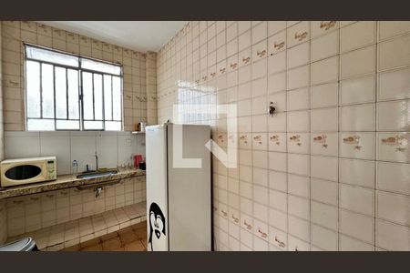 Casa à venda com 350m², 4 quartos e 4 vagascozinha