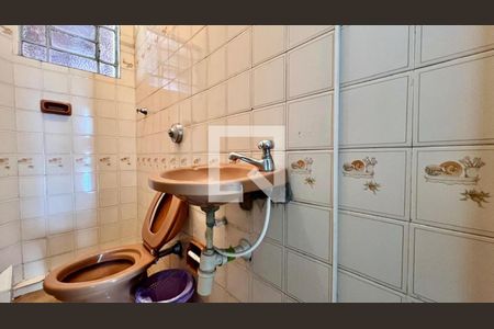 Casa à venda com 350m², 4 quartos e 4 vagasbanheiro