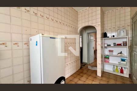 Casa à venda com 350m², 4 quartos e 4 vagascozinha