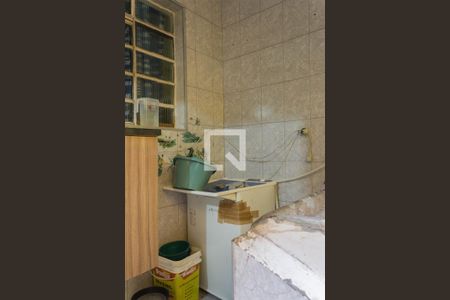 Casa à venda com 240m², 2 quartos e 2 vagas Casa à venda com 240m², 2 quartos e 2 vagasÁrea de Serviço