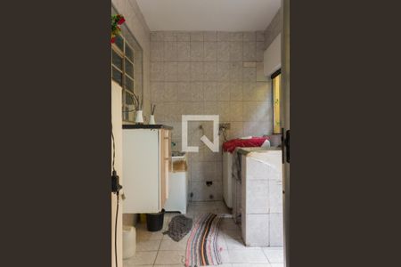 Casa à venda com 240m², 2 quartos e 2 vagas Casa à venda com 240m², 2 quartos e 2 vagasÁrea de Serviço