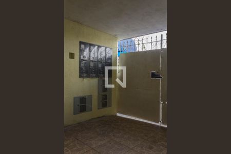 Casa à venda com 240m², 2 quartos e 2 vagas Casa à venda com 240m², 2 quartos e 2 vagasGaragem