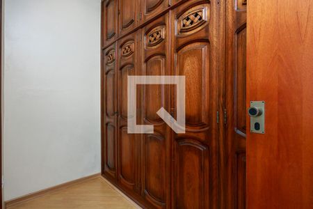 Casa para alugar com 426m², 3 quartos e 4 vagasSuíte 2 - Closet