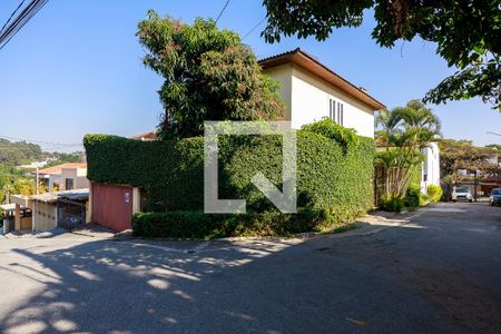 Casa para alugar com 426m², 3 quartos e 4 vagasFachada