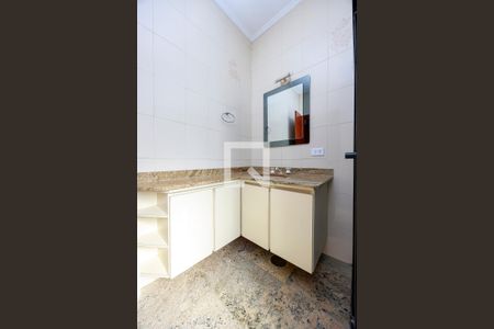 Casa para alugar com 426m², 3 quartos e 4 vagasSuíte 3 - Banheiro