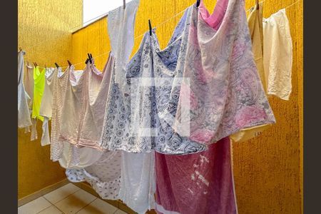 Casa à venda com 250m², 3 quartos e 7 vagas Casa à venda com 250m², 3 quartos e 7 vagasÁrea de Serviço