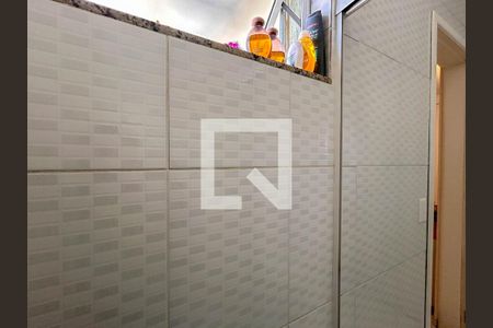 Casa à venda com 250m², 3 quartos e 7 vagas Casa à venda com 250m², 3 quartos e 7 vagasBanheiro da Suíte 1