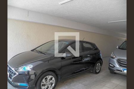 Casa à venda com 250m², 3 quartos e 7 vagas Casa à venda com 250m², 3 quartos e 7 vagasGaragem