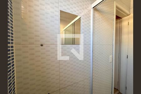 Casa à venda com 250m², 3 quartos e 7 vagas Casa à venda com 250m², 3 quartos e 7 vagasBanheiro da Suíte 2