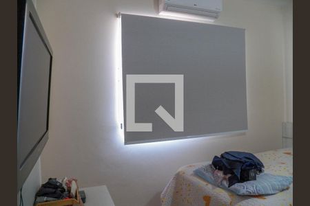 Casa à venda com 250m², 3 quartos e 7 vagas Casa à venda com 250m², 3 quartos e 7 vagasSuíte 3