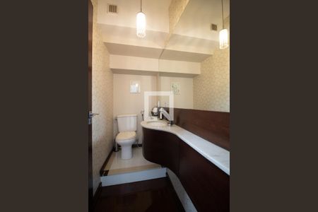 Apartamento para alugar com 302m², 4 quartos e 1 vagaLavabo