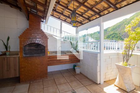 Apartamento para alugar com 302m², 4 quartos e 1 vagaCobertura - Área comum - Churrasqueira