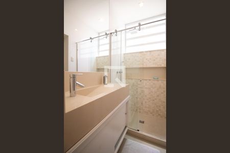 Apartamento para alugar com 302m², 4 quartos e 1 vagaBanheiro social 1