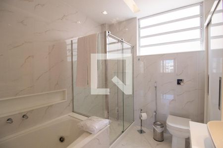 Apartamento para alugar com 302m², 4 quartos e 1 vagaBanheiro da Suíte