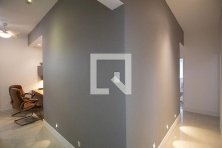 Apartamento para alugar com 302m², 4 quartos e 1 vagaCorredor