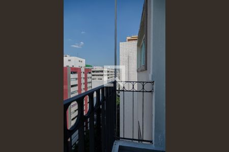 Apartamento para alugar com 66m², 2 quartos e 1 vagaVaranda