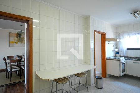 Apartamento à venda com 145m², 3 quartos e 2 vagasCozinha 