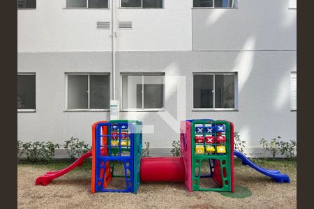 Apartamento à venda com 40m², 2 quartos e sem vagaÁrea comum - Playground
