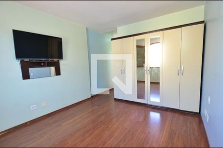 Casa à venda com 288m², 4 quartos e 4 vagasQuarto3/ suite