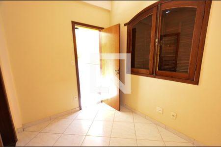 Casa à venda com 288m², 4 quartos e 4 vagasQuarto4/ suite