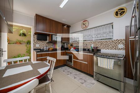 Casa à venda com 139m², 3 quartos e 2 vagasCozinha