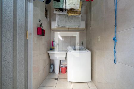 Casa à venda com 139m², 3 quartos e 2 vagasÁrea de Serviço