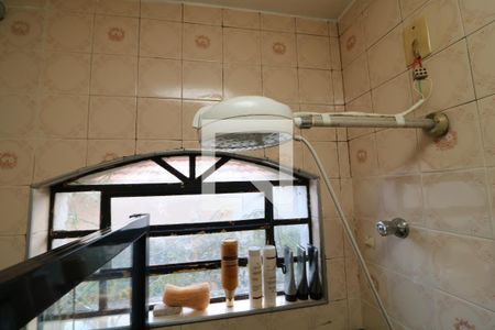 Casa à venda com 104m², 2 quartos e 2 vagasBanheiro