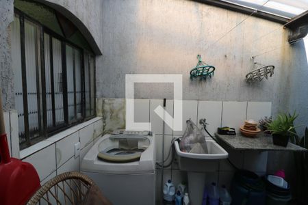 Casa à venda com 104m², 2 quartos e 2 vagasÁrea de Serviço