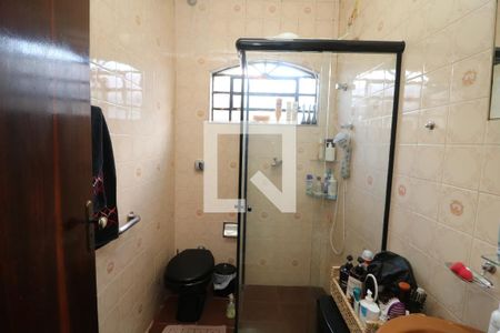 Casa à venda com 104m², 2 quartos e 2 vagasBanheiro