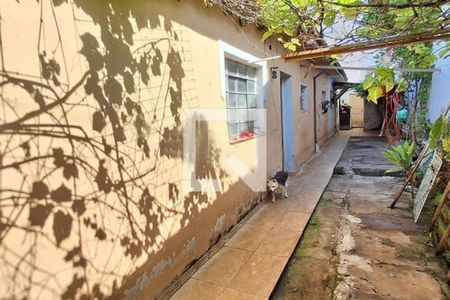 Casa à venda com 104m², 2 quartos e 2 vagasCasa 2 anexa