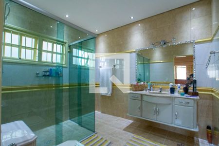 Casa à venda com 340m², 4 quartos e 4 vagasBanheiro da suíte 3